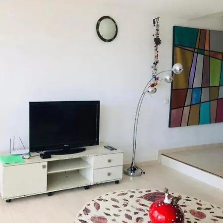 Apartment Lovely Duplex - Two Bedroom Community Pool - Near Beach *