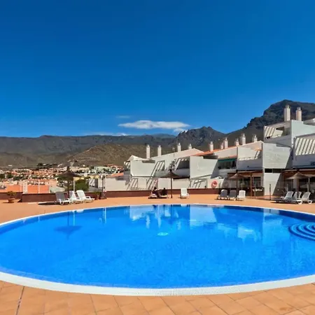 Lovely Duplex - Two Bedroom Community Pool - Near Beach *