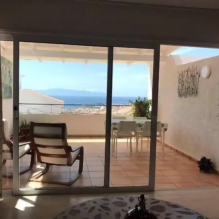 Lovely Duplex - Two Bedroom Community Pool - Near Beach Apartament Costa Adeje (Tenerife)